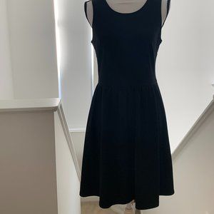 Old Navy Black Sleeveless A-Line Dress - Medium